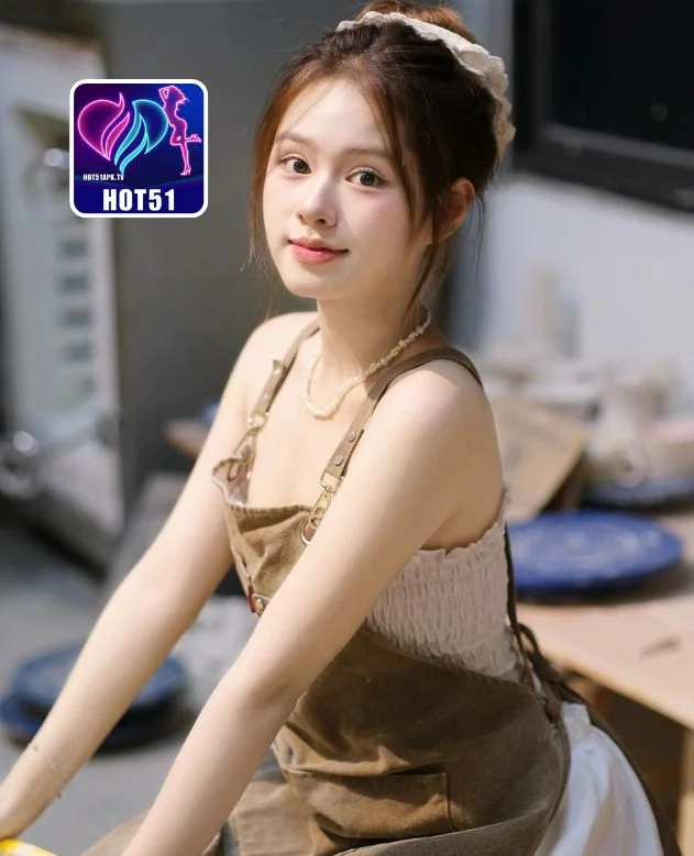 Alice-HOT51APK.TV