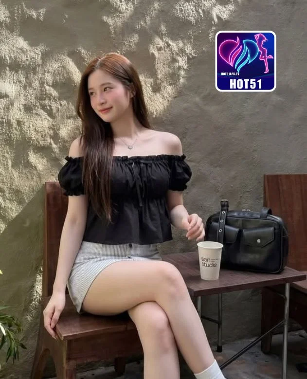 Elizabeth-HOT51APK.TV