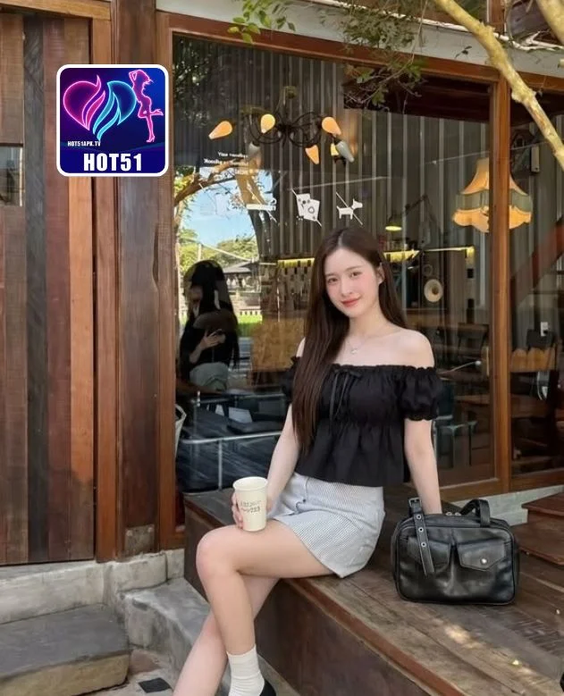 Elizabeth-HOT51APK.TV