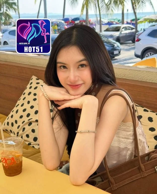 Zoe-HOT51