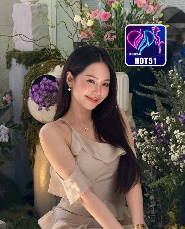 Zoe-HOT51